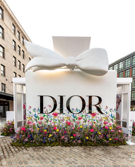 miss dior reservations la|miss dior's flower shop.